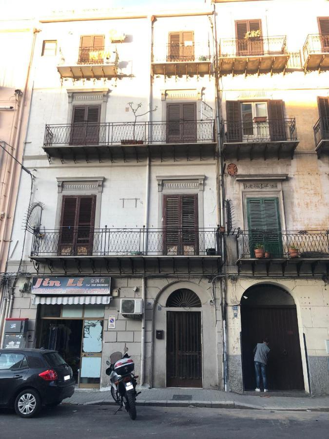 Porte Maqueda Palermo Eksteriør bilde